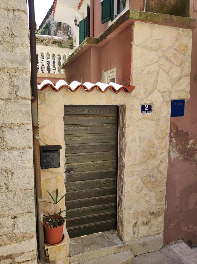 Old Stone House St Lawrence In The Heart Of Sibenik'S Old Town Leilighet Eksteriør bilde
